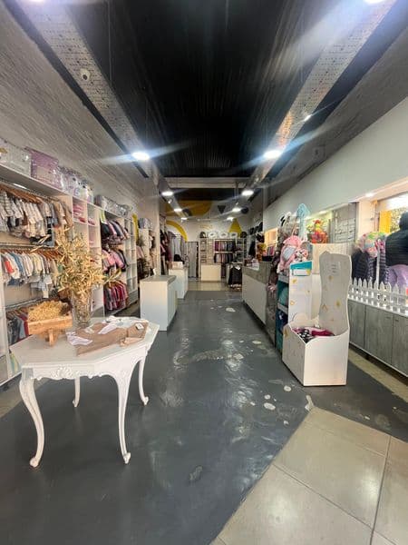 Locales + casa - venta en conjunto, en Lima - Miniatura 8