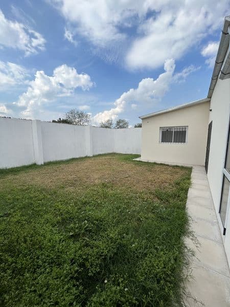 3 casas en block con cochera en Lima - Miniatura 35